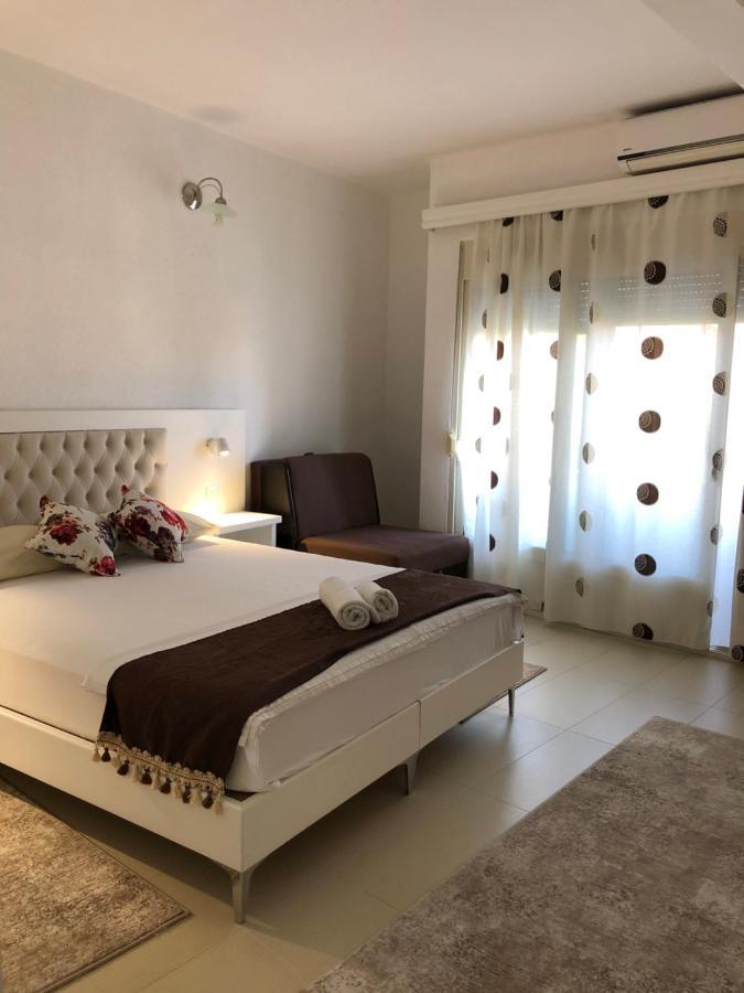Apartments Fourroses Ulcinj Luaran gambar