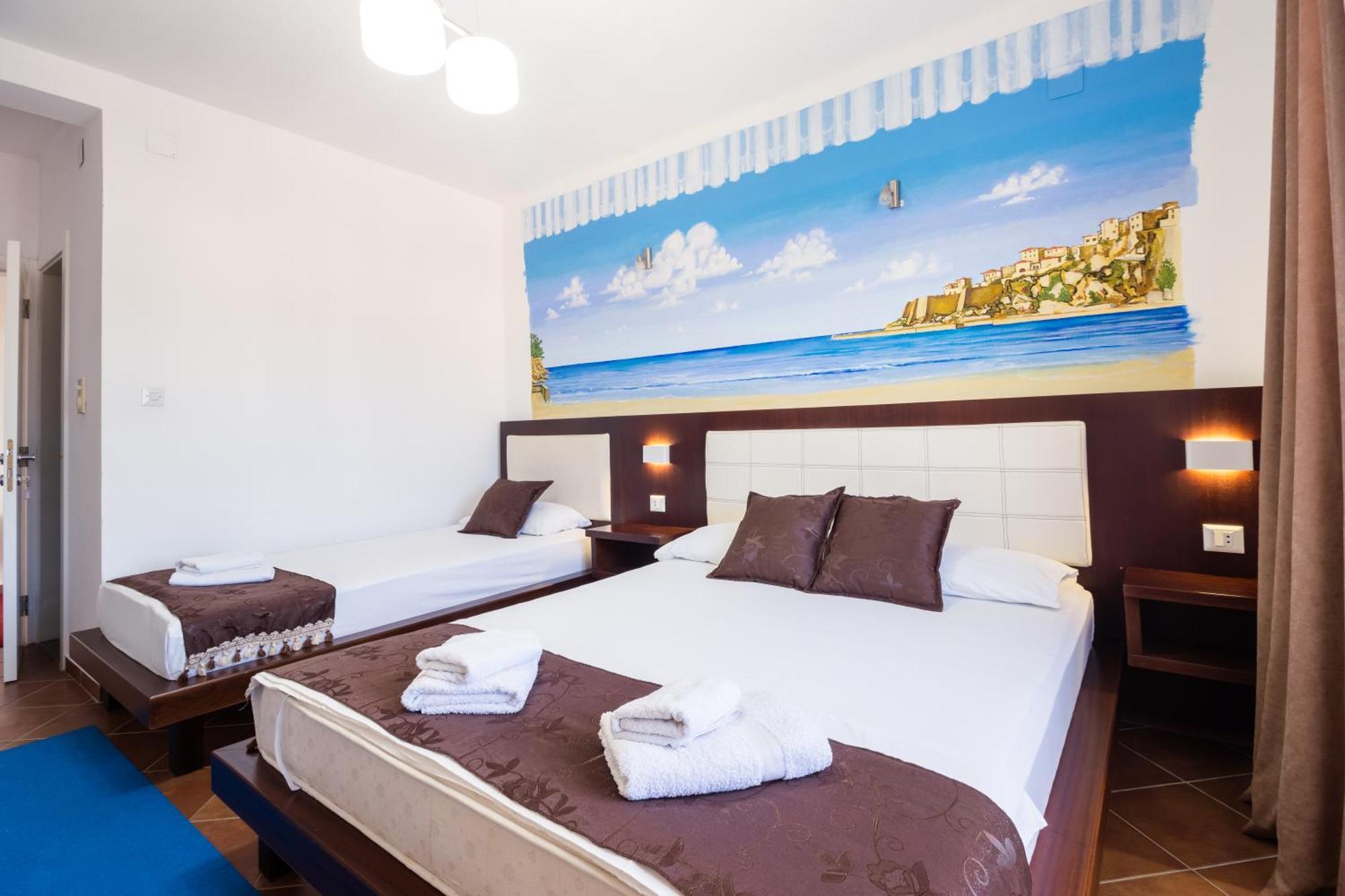 Apartments Fourroses Ulcinj Luaran gambar