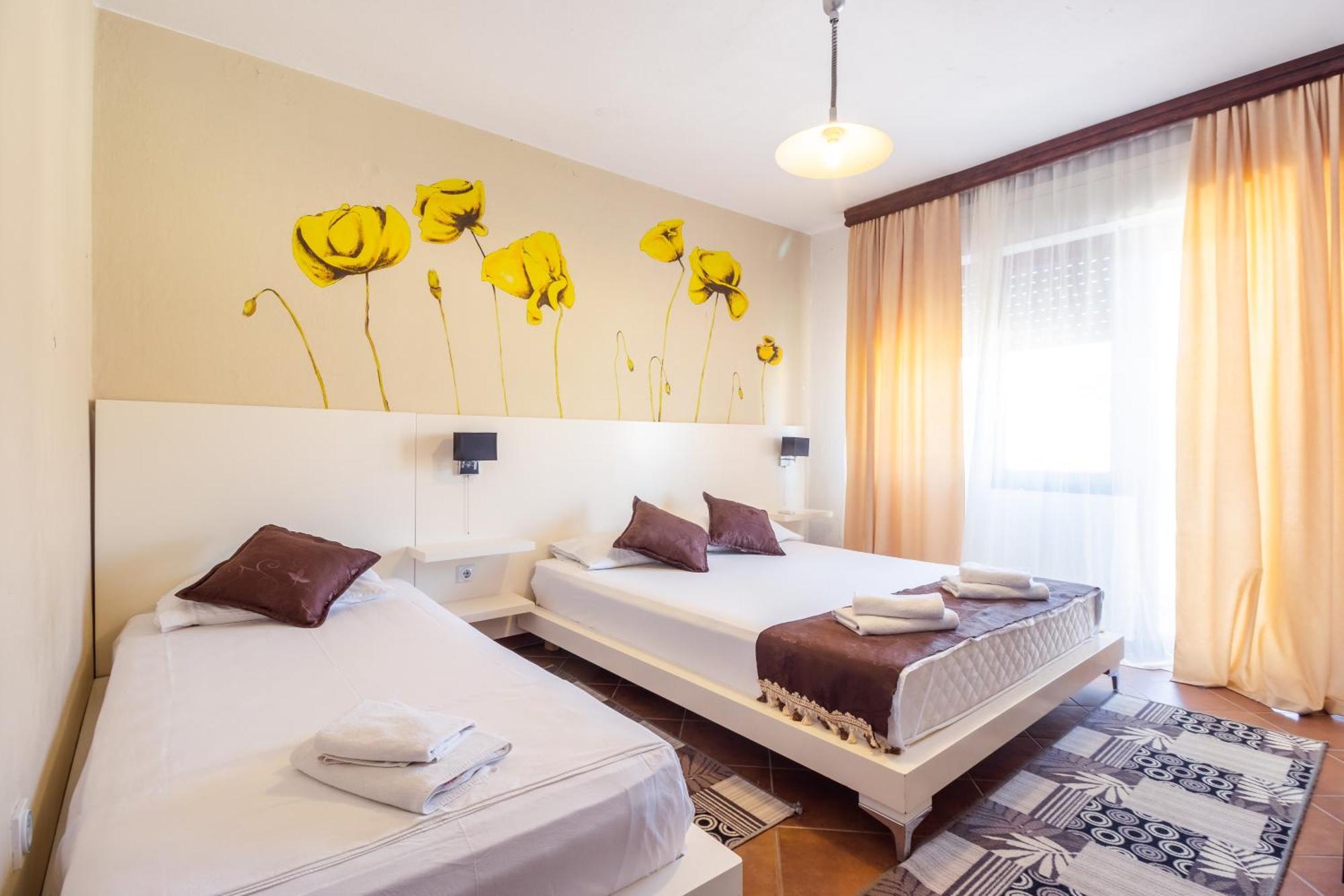 Apartments Fourroses Ulcinj Luaran gambar