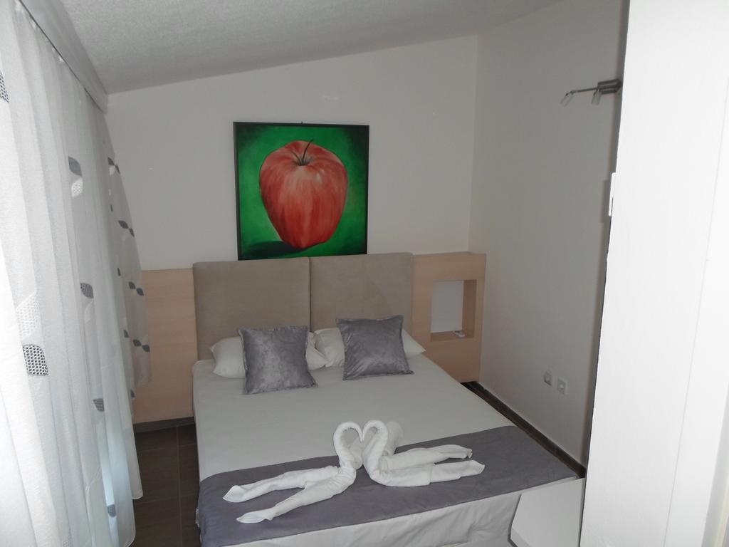 Apartments Fourroses Ulcinj Luaran gambar
