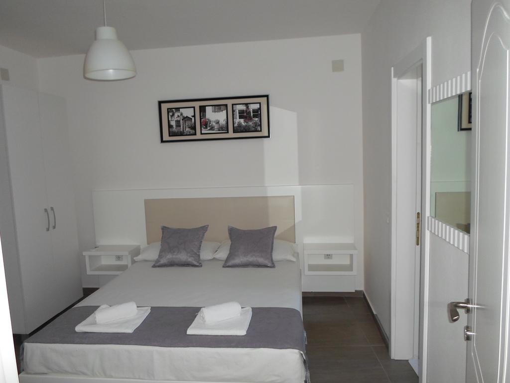 Apartments Fourroses Ulcinj Luaran gambar