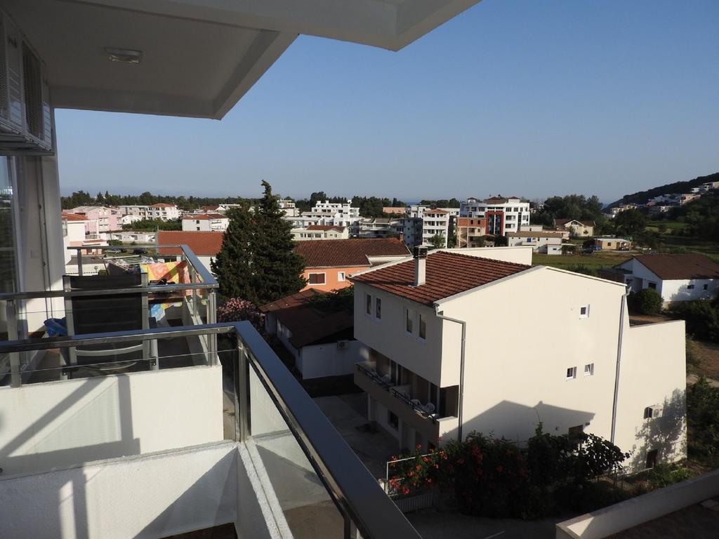 Apartments Fourroses Ulcinj Luaran gambar